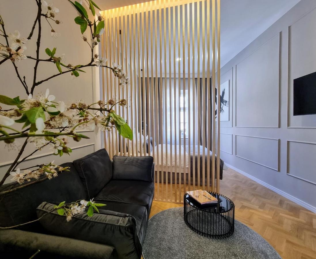 Mint Boutique Studio Apartments 3 ซาเกร็บ ภายนอก รูปภาพ