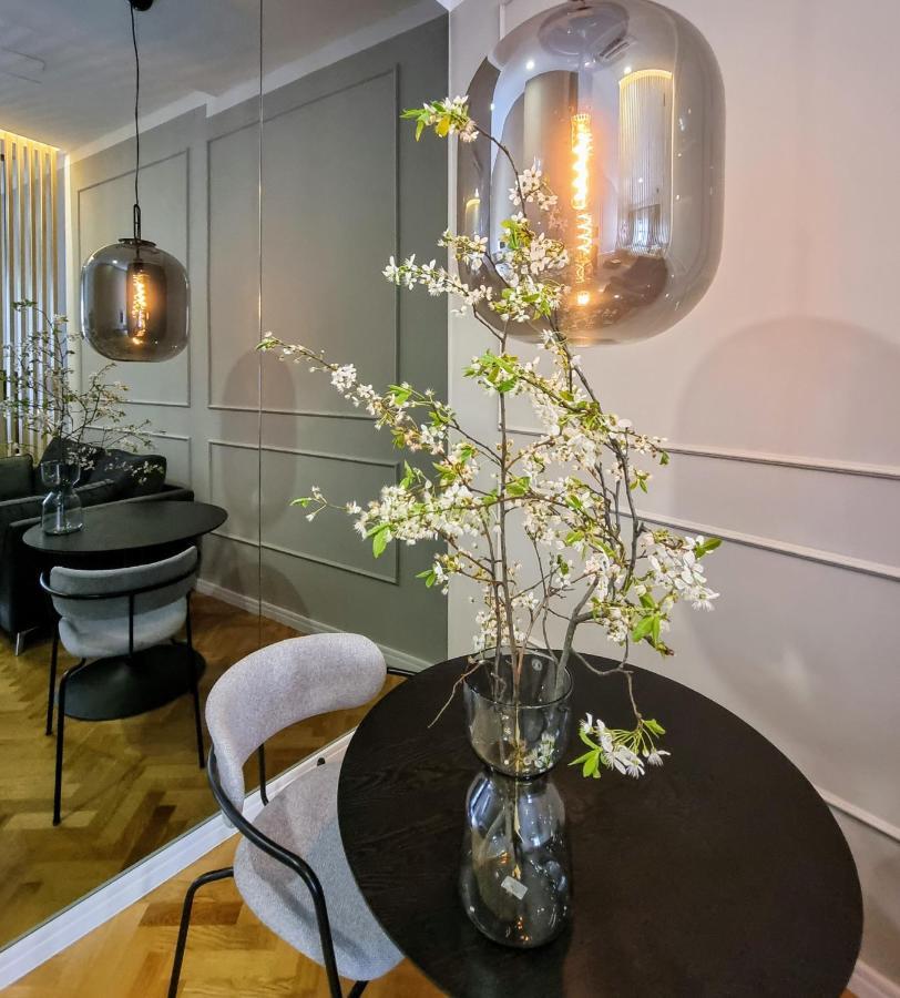 Mint Boutique Studio Apartments 3 ซาเกร็บ ภายนอก รูปภาพ